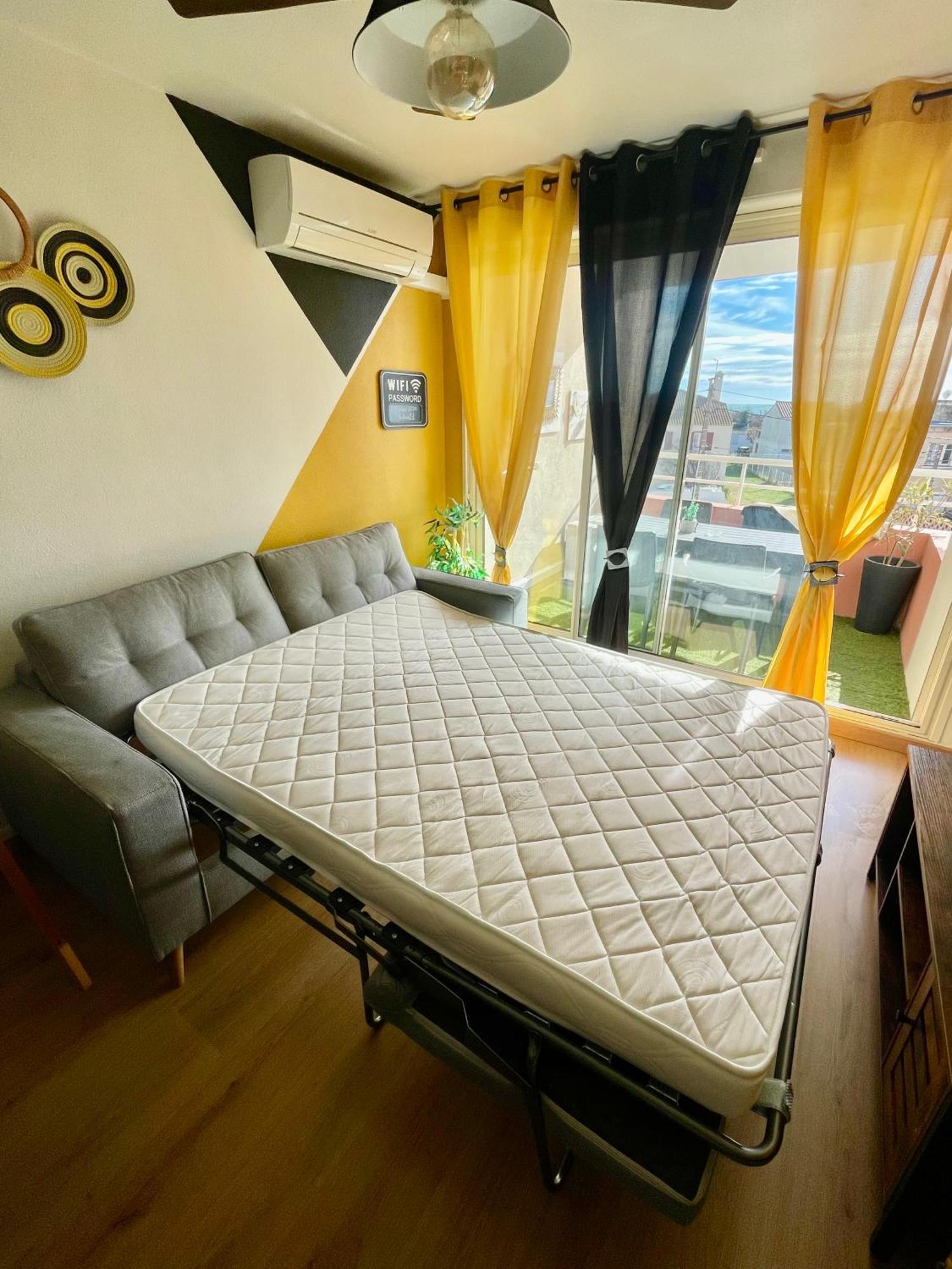 Le Nautica Plage T2 Climatise En Bord De Mer 弗龙蒂尼昂 外观 照片